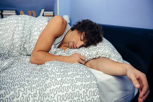 ¿Por qué es bueno dormir del lado izquierdo?