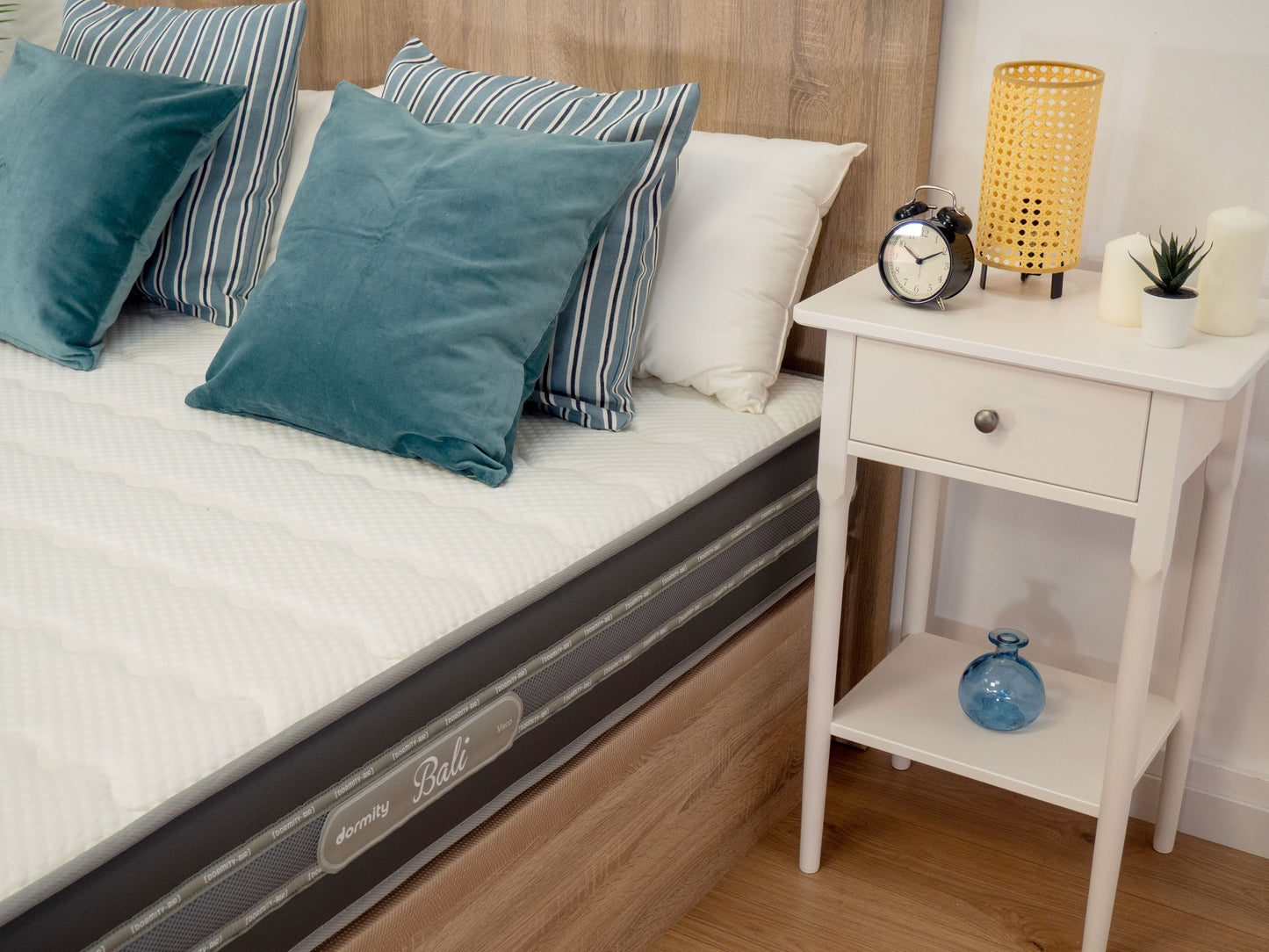 Pack Canapé Essential + Colchón Bali + Cabecero Oria