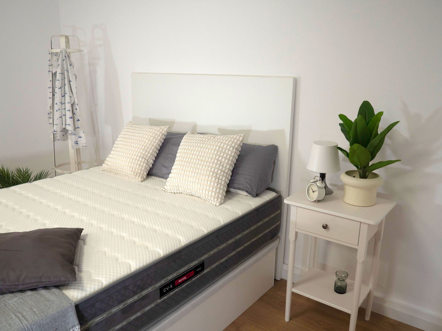 Pack Canapé Essential + Colchón CV6 + Cabecero Oria